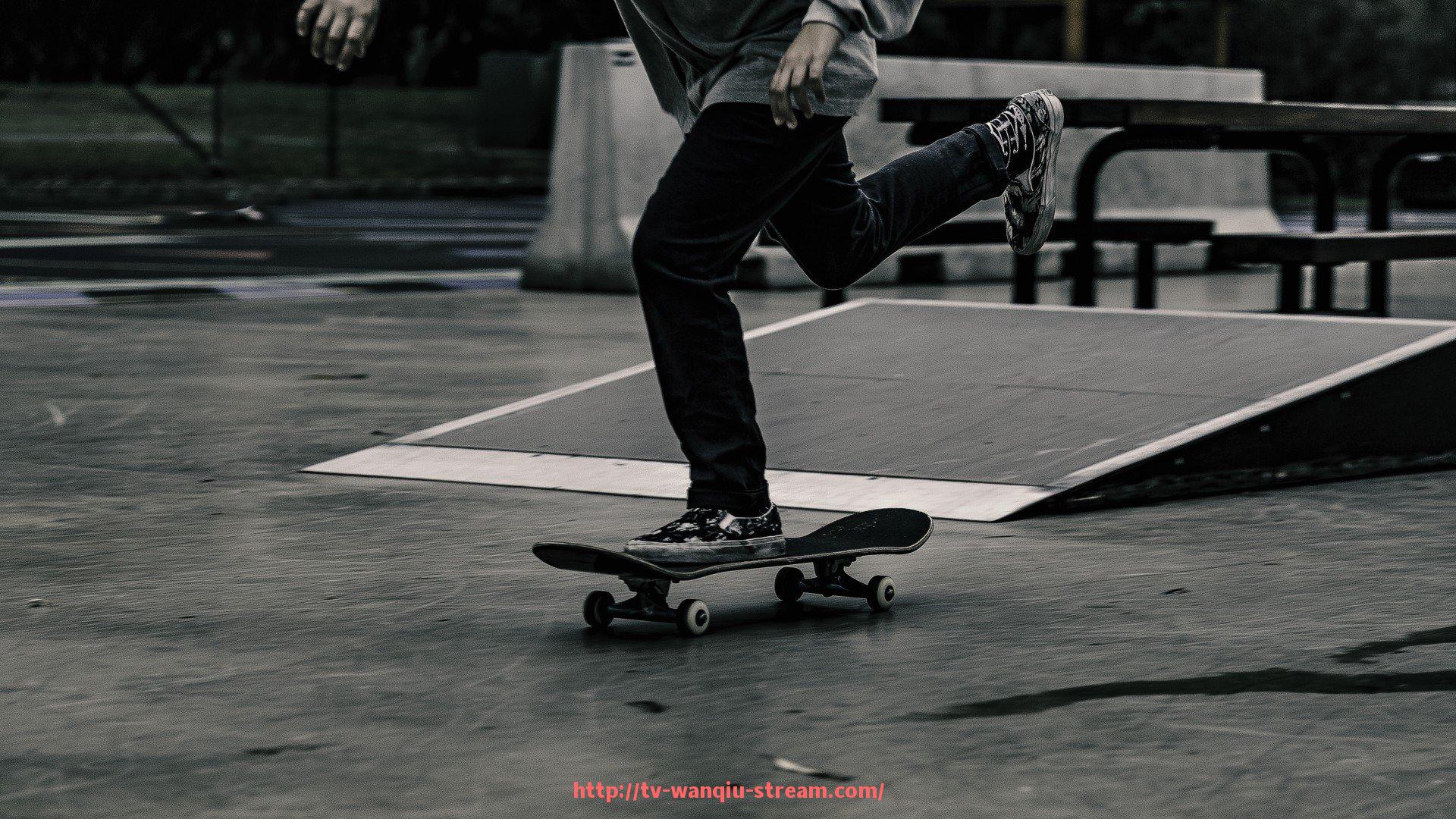 玩球直播-利物浦欧冠经典录像回顾与关键战役分析